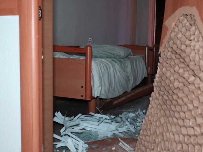 Поліція розслідує авіаудар по лікарні у Харкові – постраждали 57 людей